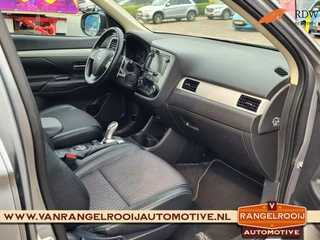 Mitsubishi Outlander Mitsubishi Outlander 2.0 PHEV Executive Edition, trekh., xenon, clima, cruise, 18
