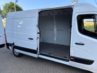 Renault Master Renault Master T35 2.3DCI L3H2 AIRCO NAVI CRUISE PDC 3ZITPL SCHUIFDEUR. - afbeelding nr 12