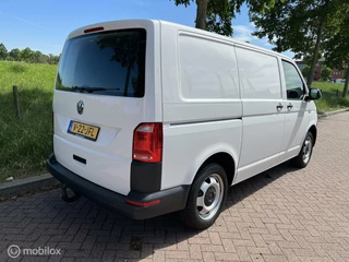 Volkswagen Transporter Volkswagen Transporter 2.0 TSI Benzine + Airco | Trekhaak - afbeelding nr 3