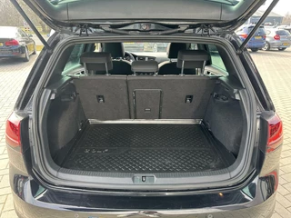 Volkswagen Golf Volkswagen Golf 1.4 TSI GTE | Pano | 19 Inch | Camera - afbeelding nr 21