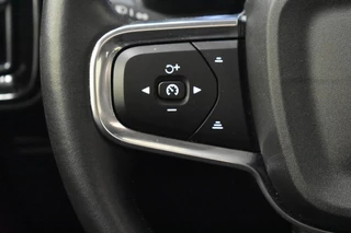 Volvo XC40 Volvo XC40 T2 129pk Aut. Business Pro | Schuifdak | Driver Assist | Park As - afbeelding nr 19