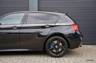 BMW 1 Serie BMW 1-serie M140i LCI2 | Navi Pro | Camera | HK | Stuurverwarming | Alcantara | Adaptief onderstel | 5-deurs - afbeelding nr 17
