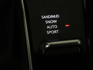 Jeep Compass Jeep Compass 4xe 240 Plug-in Hybride Electric S | Leder | Stoel & stuurverwarming | Camera | Adaptive cruise | Carplay | Navigatie - afbeelding nr 28
