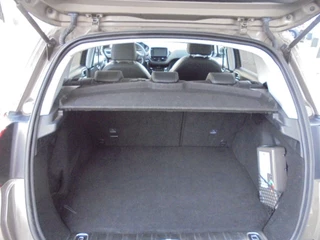 Peugeot 2008 Peugeot 2008 1.2 PT BL Executive - afbeelding nr 7