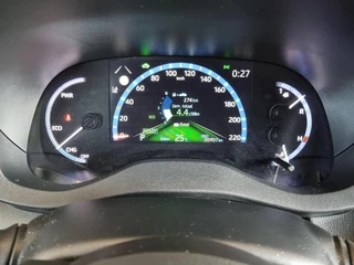 Toyota Yaris Cross Toyota Yaris Cross 1.5 Hybrid/Team-D/PDC/BSM/Elektr. Achterklep - afbeelding nr 12