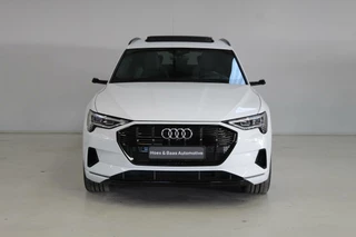 Audi e-tron Audi e-tron e-tron 55 quattro/trekhaak/RSstoelen/360cam/Pano - afbeelding nr 2