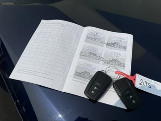 Toyota RAV4 Toyota RAV4 2.5 Hybrid Dynamic+ Navi PDC Led 10 jaar garantie! - afbeelding nr 4