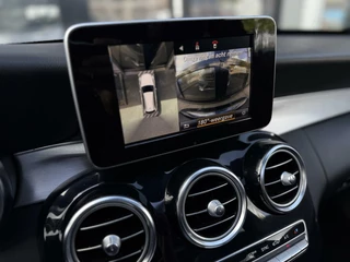 Mercedes-Benz C-Klasse Mercedes C-klasse Estate 180 AMG Sport AUT / PANO / 360 /LED - afbeelding nr 17