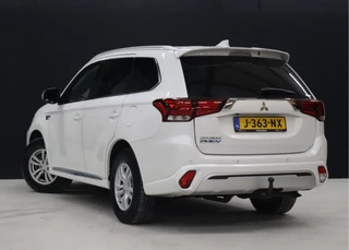 Mitsubishi Outlander [CAMERA, TREKHAAK, KEYLESS, STOELVERWARMING, CLIMATE, BLUETOOTH, NIEUWSTAAT] - afbeelding nr 3