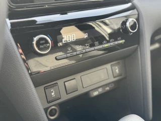 Toyota Yaris Cross Parkeersensoren V+A, Dodehoeksensor, Navigatie , All-in Rijklaarprijs - afbeelding nr 34