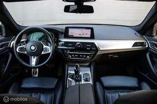 BMW 5 Serie BMW 5-serie Touring 530d xDrive|M-Sport|HUD|Pano|Leder| - afbeelding nr 3