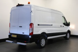 Ford Transit Ford Transit 2.0 TDCI 130PK L3H2 - EURO 6 - Airco - Navi - Cruise - € 14.900,- Excl. - afbeelding nr 3