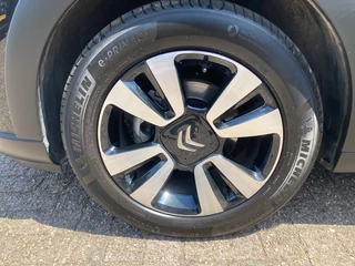 Citroën C3 Citroën C3 1.2 110pk MAX AUTOMAAT / Navi - afbeelding nr 17