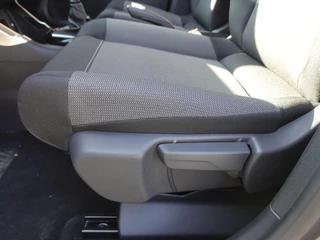 Citroën C3 Aircross Citroen C3 Aircross 1.2 PureTech 110pk You Navigatie | Apple Carplay/Android Auto | Climate Control | Cruise Control | Dab | Parkeer sensoren - afbeelding nr 16