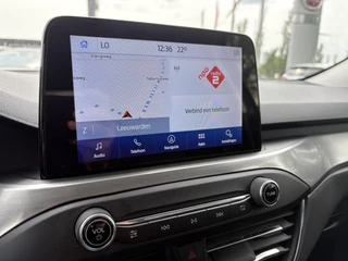 Ford Focus Ford Focus Wagon 1.0 EcoBoost Titanium Wagon | Winter Pack | Adaptive cruise control | Camera | Navigatie | 17 inch | Reservewiel - afbeelding nr 25