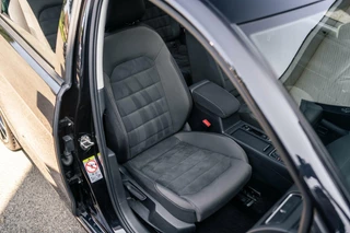 Volkswagen Golf Volkswagen Golf 1.0 TSI Panorama LED Digi NAP - afbeelding nr 24