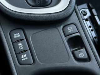 Toyota Yaris Cross | Pano | Camera | LED | Navi | Carplay | Dodehoek - afbeelding nr 24