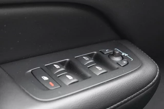 Volvo V60 Volvo V60 B3 163pk Momentum Advantage | Park Assist | Navigation Tech - afbeelding nr 31