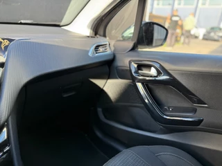 Peugeot 208 Peugeot 208 1.2 PureTech Active|Automaat| - afbeelding nr 44