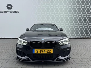 BMW 1 Serie BMW 1-serie M135i Executive RWD Schuifdak Xenon Leer Carplay - afbeelding nr 2