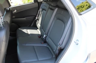 Hyundai Kona Hyundai Kona 1.6 GDI HEV Premium Navi/Leer/18