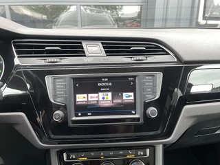 Volkswagen Touran Volkswagen Touran 1.4 TSI AUT. R-Line PANORAMADAK|ADAPTIEF CRUISE CONTROL|SFEERVERLICHTING|STOELVERWARMING|ELEKTRISCHE KOFFERKLEP|SFEERVERLICHTING|1E EIGENAAR - afbeelding nr 8