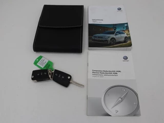 Volkswagen Tiguan Volkswagen Tiguan 1.5 TSI R-Line | DSG | 360 camera | Active Info |  Keyless | Adaptive cruise | Trekhaak | Full LED | Park Assist | Carplay | Navigatie - afbeelding nr 13
