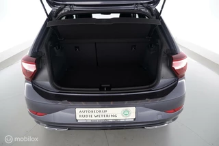 Volkswagen Polo Volkswagen Polo 1.0 TSI 95PK Automaat R-Line led|cam|dab|virtueelcockpit|applecarplay|ecc|acc|lmv17 - afbeelding nr 15