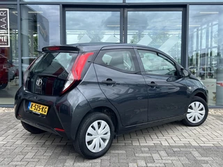 Toyota Aygo Toyota Aygo 1.0 VVT-i x-fun - afbeelding nr 3