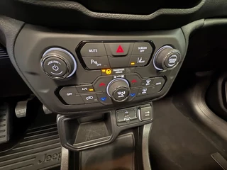 Jeep Renegade Schuif/kanteldak, Adaptive cruise control, Apple carplay - afbeelding nr 17