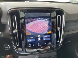 Volvo XC40 Volvo XC40 1.5 T5 Recharge 262 pk Momentum Pro Panoramadak Camera Parkeersensoren Navigatie Led Koplampen Plug In Hybride NL Auto 1e Eigenaar Lage Kilometerstand - afbeelding nr 13