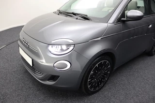 Fiat 500e Fiat 500e Cabrio La Prima 42kWh | ACC | Winterpack | JBL | Camera | CarPlay - afbeelding nr 18