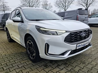 Ford Kuga Ford Kuga 2.5 PHEV ST-Line X 243pk | Driver Assistance Pack | Winterpack | Wegklapbare Trekhaak | 19 inch Licht metalen Velgen - afbeelding nr 5