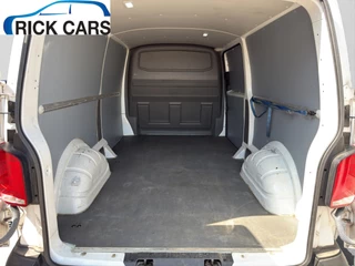 Volkswagen Transporter Volkswagen Transporter 2.0 TDI 150PK EURO6L2H1 32 Cruise control/navigatie systeem/trekhaak - afbeelding nr 10