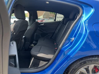 Ford Focus Ford Focus 1.0 EcoBoost Hybrid ST Line 125 Pk | Achteruitrijcamera | Keyless | Led Koplampen | Dual Climate Control | - afbeelding nr 16