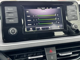 Škoda Kamiq Skoda Kamiq 1.0 TSI Ambition Cruise control Airco DAB radio Apple Carplay - afbeelding nr 15