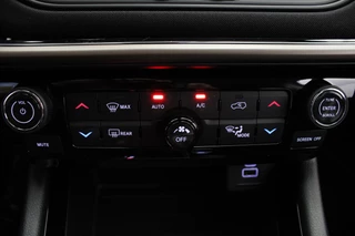 Jeep Compass Jeep Compass 4xe 240 Plug-in Hybrid Electric New Upland |Stoel/stuur verwarming|Camera| - afbeelding nr 18