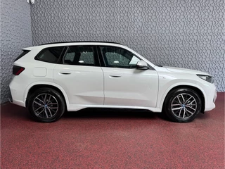 BMW X1 BMW X1 XDRIVE 25E M-SPORT LED ELEK.KLEP NAVI STOELVERW M-SHADOW LINE CARPLAY/ANDROID ZWARTE.HEMEL 10/2024 PHEV PLUG IN HYBRID AWD 4X4 4WD - afbeelding nr 79