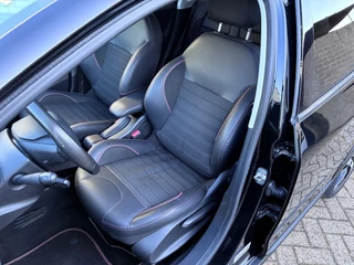 Peugeot 2008 Peugeot 2008 1.2 110Pk --GT-Line -- Complete auto - afbeelding nr 15