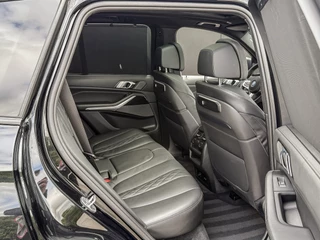BMW X5 BMW X5 xDrive50e 490PK High Executive M-Sport | PANO | HARMAN KARDON | SKYLOUNGE | WARMTECOMFORT | LEDER | - afbeelding nr 116