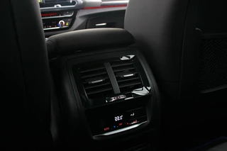 BMW X3 BMW X3 xDrive20i BTW | M-sport | Trekhaak | Zonnerollo | Nieuwstaat - afbeelding nr 37