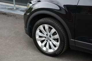 Volkswagen T-Roc Volkswagen T-Roc 1.0 TSI Style Business Navi Clima CarPlay  ACC Getint glas 17-Inch Nl-Auto NAP! - afbeelding nr 19
