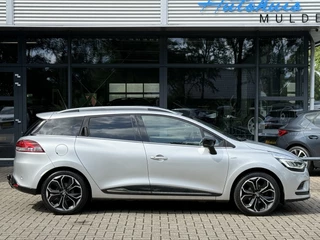 Renault Clio Renault Clio Estate 1.2 TCe Bose Automaat/Led/Navigatie/Cruise/Trekhaak/Camera/R-Link - afbeelding nr 16