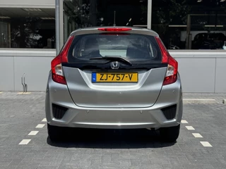 Honda Jazz Honda Jazz 1.3 i-VTEC Comfort Cruise control, Parkeersensoren V+A . All-in Rijklaarpijs - afbeelding nr 17