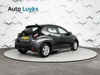 Toyota Yaris Toyota Yaris 1.5 Hybrid 115 Business | Parkeersensoren voor + achter | Stuurverwarming | Stoelverwarming - afbeelding nr 9