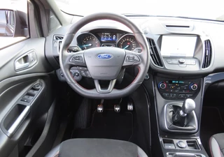 Ford Kuga Ford Kuga 1.5 EcoBoost ST Line NAVI / CAMERA / TREKHAAK - afbeelding nr 9