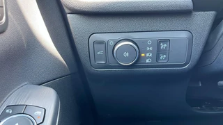 Ford Kuga Ford Kuga 2.5 FHEV ST-Line X 190pk | Driver Assistance Pack | Technology Pack | Panoramadak | Geen stekker nodig | Winterpack | All Weather Banden | 1.600kg Trekgewicht - afbeelding nr 27