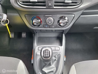 Hyundai i10 HYUNDAI i10 1.0 COMFORT / 1e Eigenaar / Carplay / - afbeelding nr 14
