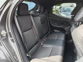 Toyota Yaris Toyota Yaris 1.5 Hybrid Executive | Navi | Parkeersensoren | Android Auto - afbeelding nr 30