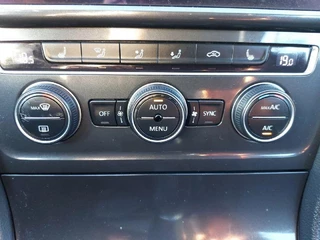 Volkswagen Golf Volkswagen Golf 1.0 TSI Comfortline Business airco,cruise,navigatie,stoelverwarming,parkeersensoren, - afbeelding nr 18